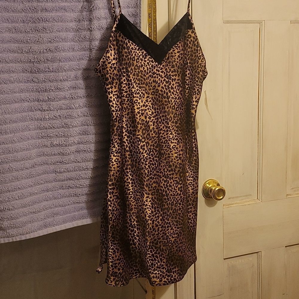 Nwt, Gilligan & Omalley,Sz Med, Gold/Black, Leopard Print 🐆. Excellent comfy